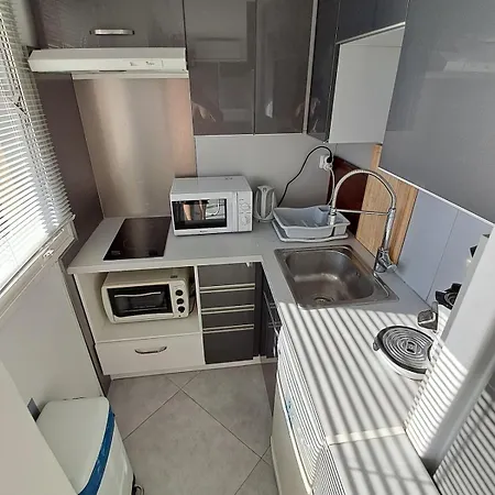 Face A La Διαμέρισμα Σαιντ-Μαξίμ