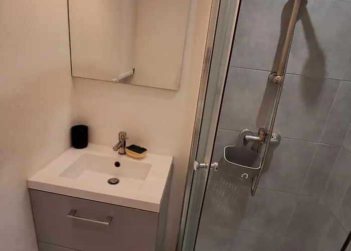 Apartman Face A La *